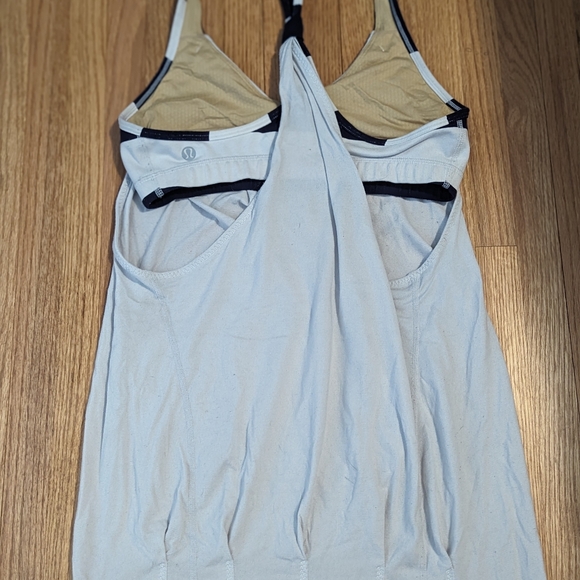 Lululemon tank top with built in bra, size 6, navy and white stripes - Picture 2 of 2